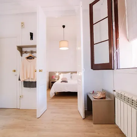 Hostalet De בית הארחה 2*